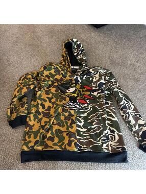 Reason Men's Multi and Khaki Hoody